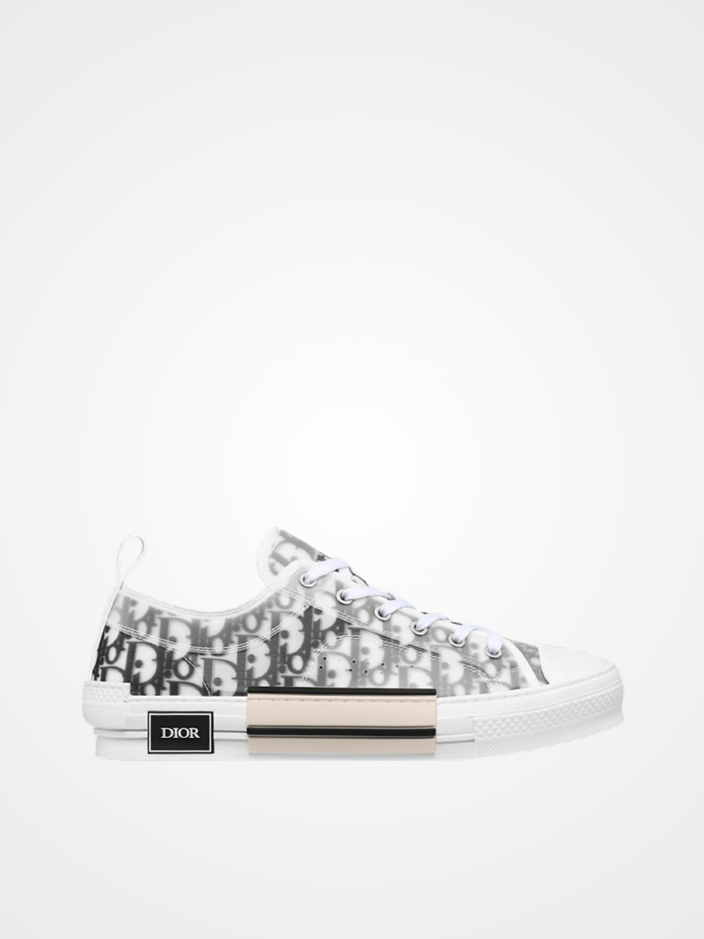 League Low-Top Sneaker