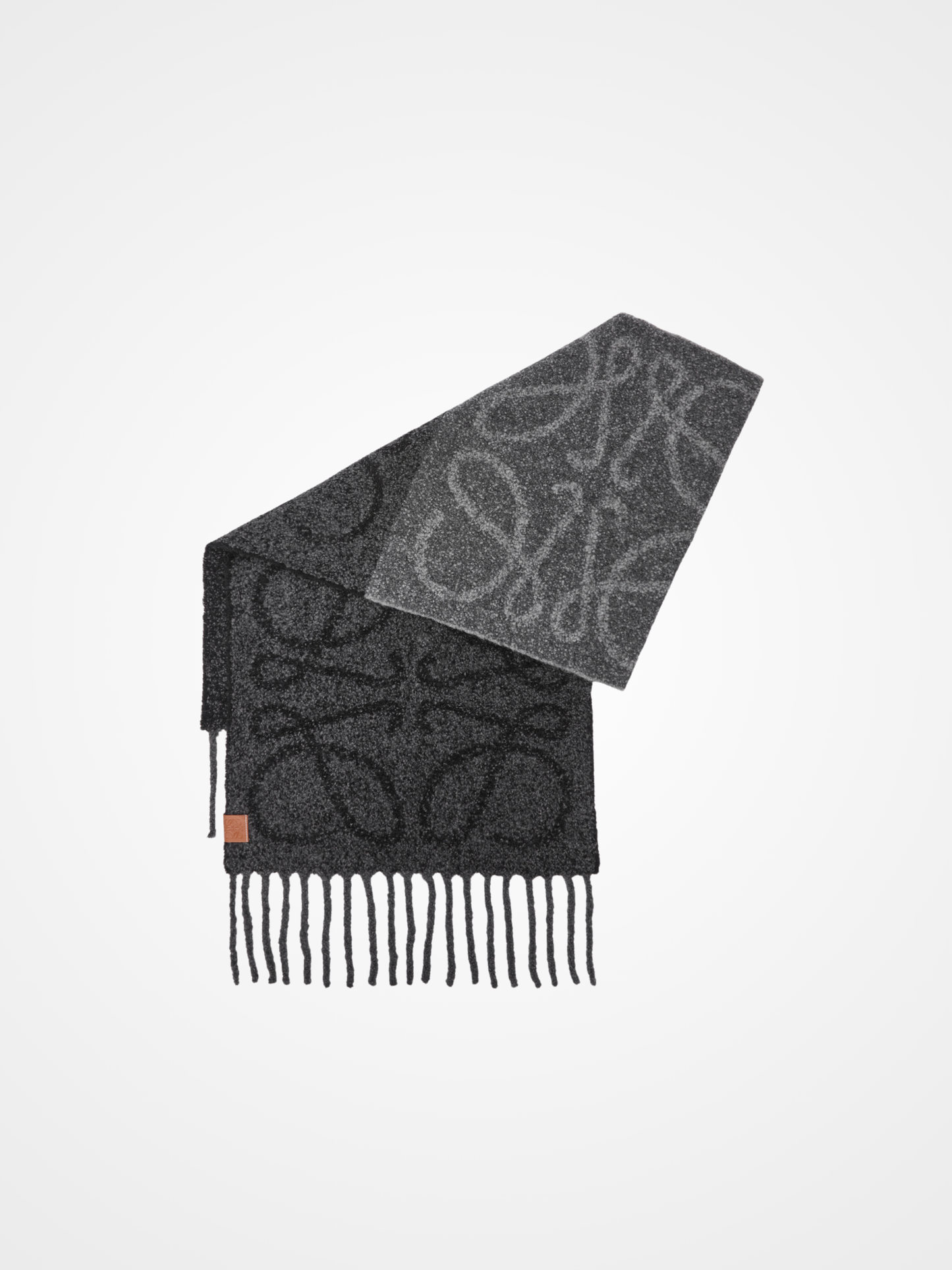 Anagram scarf in alpaca and wool