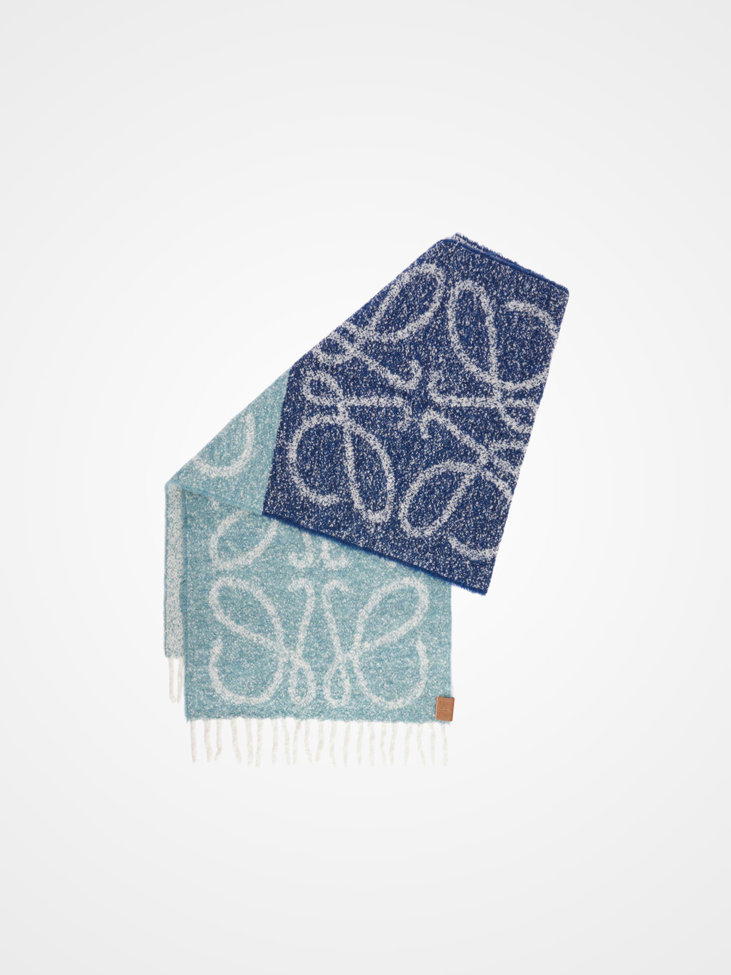 Anagram scarf in alpaca and wool